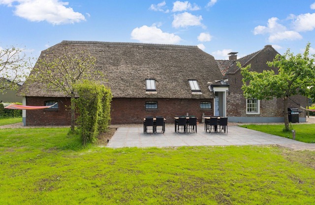 Farmhouse with terrace in Montfoort