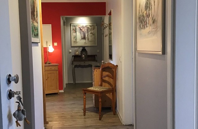 Farmhouse 'Zur Henne' with Shared Terrace and Wi-Fi