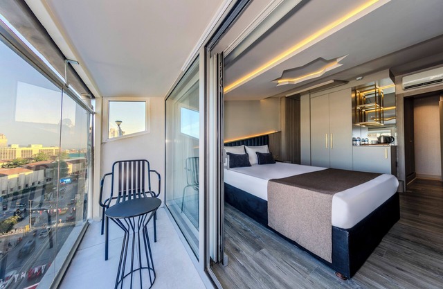 Felix Hotel