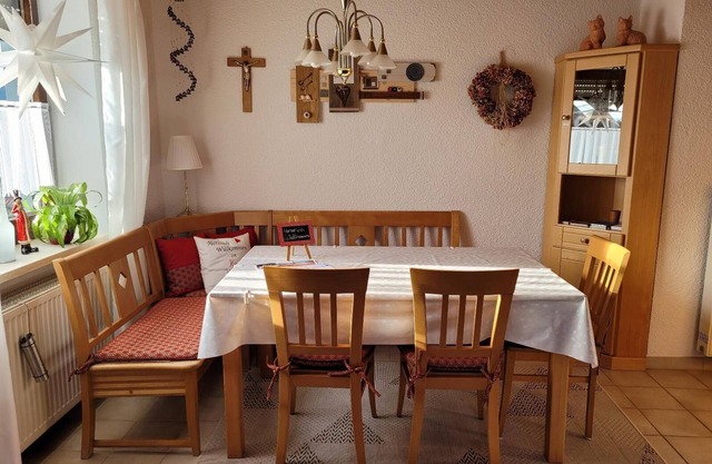 Ferienwohnung (65qm) mit Garten und Kinderspielplatz