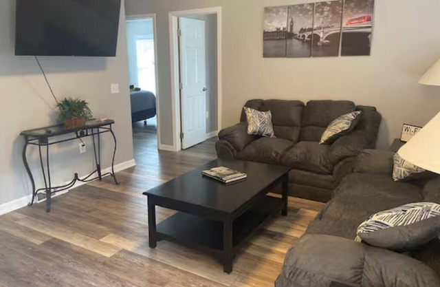 Ferndale Fashion Getaway 2-bedroom apartment