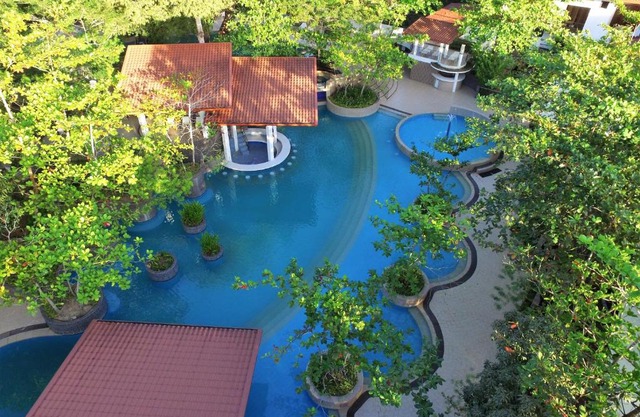 Fernvale Leisure Club and Resort