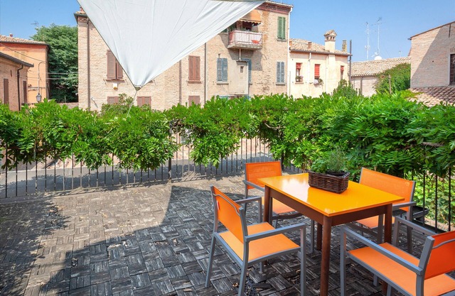 Ferrara Casa Dell'Archivòlto Con Garage