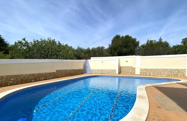 Ferreiras Residence With Pool by Homing