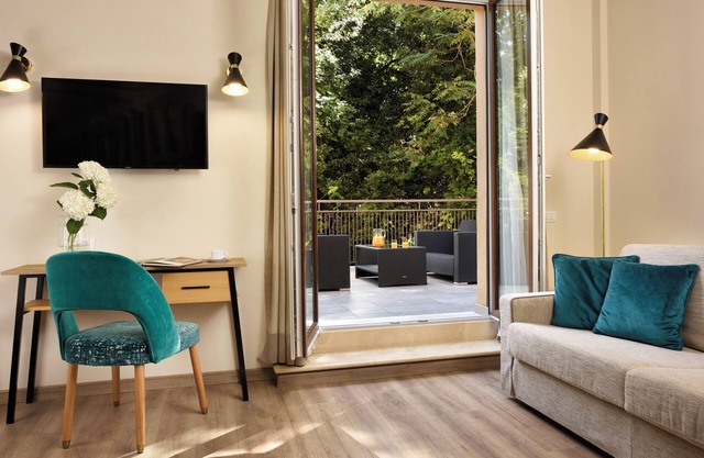 FH55 Med Executive Hotel