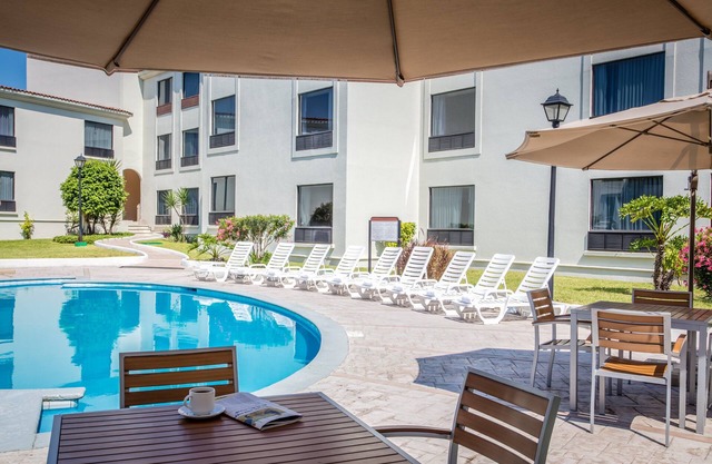 Fiesta Inn Monterrey La Fe