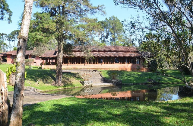 Film site! Nature! 4 suites! The 1 hour Sao Paulo