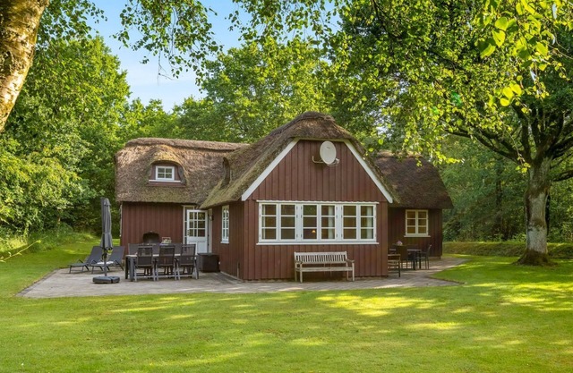 "Fina" - 15km from the sea by Interhome