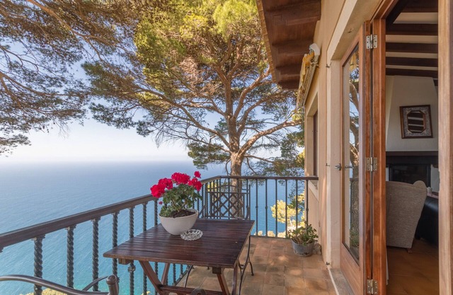 Finca for 4 people, in the nature reserve in the mountains, Valldemossa