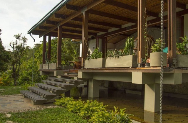 FINCA QUEBRADAHONDA Live it in natural green!