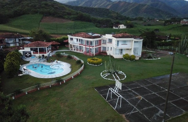 Finca tres colinas