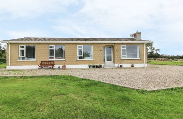 FINDALE, family friendly in Rosslare Harbour, County Wexford