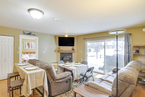 First-Floor Big Sky Condo with Hot Tub!