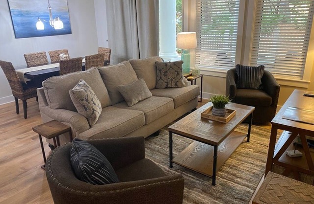 First Floor Condo in Village of Baytowne Wharf