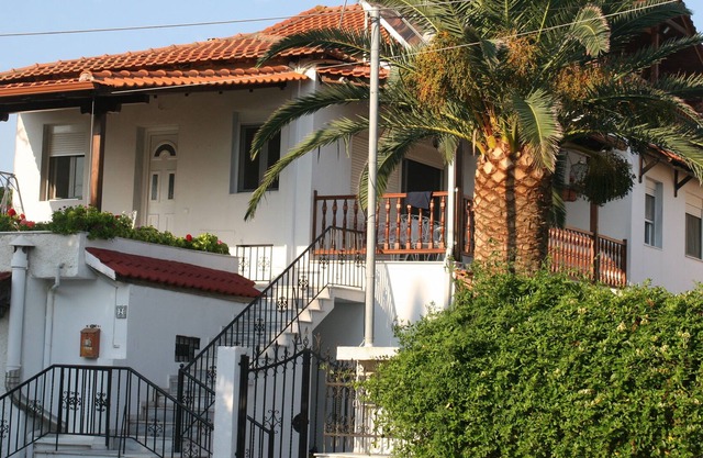 First to the beach, perfect for Leisure and Recreation