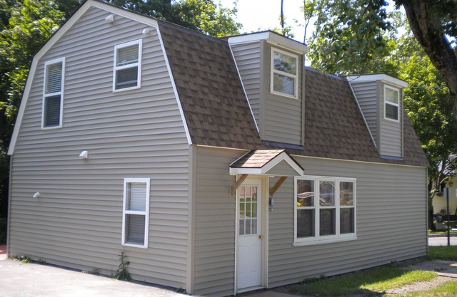 Fisherman's Dream Location By Salmon River! Lake Ontario Sandy Beaches!