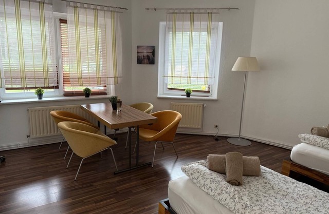 Fitters/holiday apartment near the lake