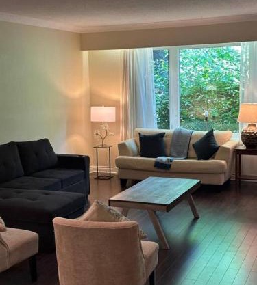 Five Bedroom Entire House in the Beautiful Port Credit & Lakeshore of Mississauga