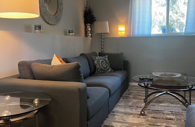Five star reviews! Great location; clean and comfortable apartment.
