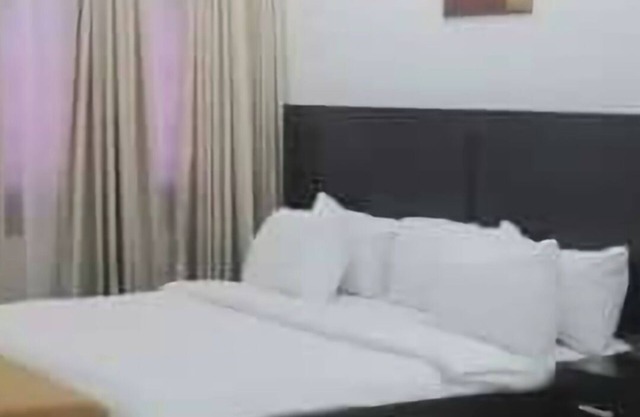 Five star room in a Mansion, 24hr power