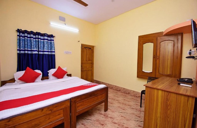 Flagship Hotel Mishra's