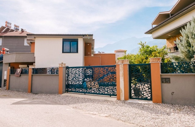 Flat w Balcony 5 min to Beach in Kemer