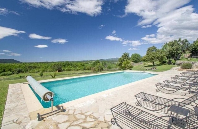 Fleur de Lys Fayence