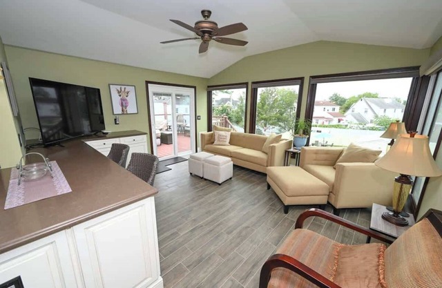 Flex Comfort Apts of Westchester #1