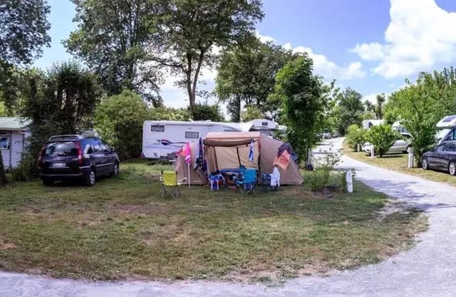 Flower Camping Côté Lac * - Premium mobile home 2 bedrooms 32m² Covered terrace 12m² + LV + TV 4 people