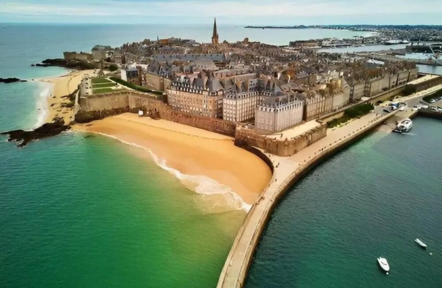 Flower Camping International de la Hallerais * - Mobile Home Premium 32 m² - (2 bedrooms 2 bathrooms) + terrace for 6 people