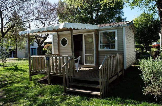 Flower Camping L'Ile d'Offard * - Mobil Home Comfort 18m2 1 bedroom + terrace semi-covered 3 people