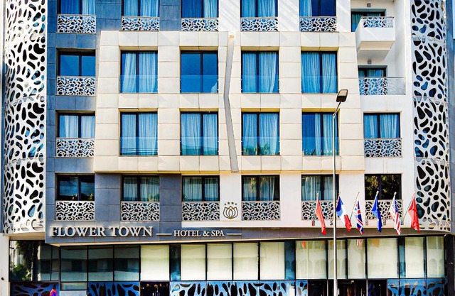 Flower Town Hotel & Spa