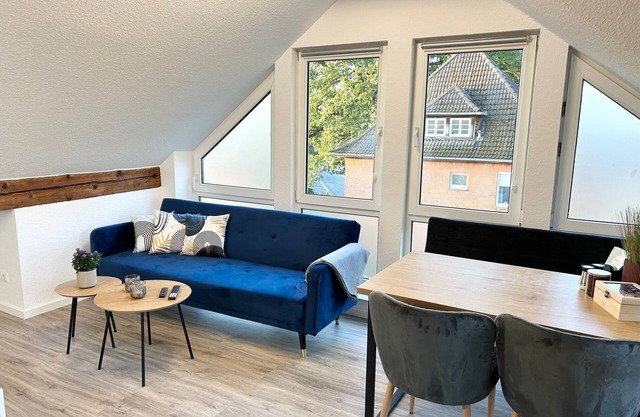 Flughafennähe, 24h-self-checkin, große Dachterrasse, WLAN, Smart-TV, Klima