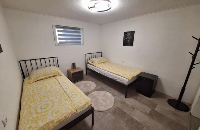 Fly & Stay Apartments