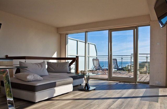 For rent luxury apartment right on the Polish Baltic coast