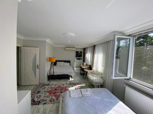 forest villa, breakfast hotel, 6 minutes from Istanbul airport