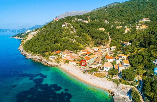 Fotini - One Bedroom Apartment, Sleeps 4