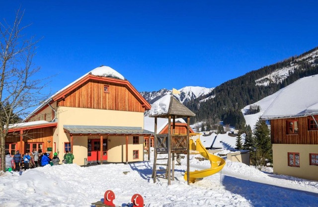 Four-bed room (half board) - JUFA Hotel Donnersbachwald*