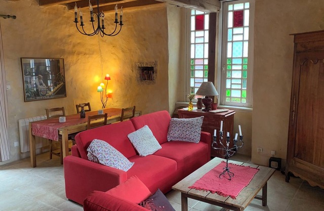 La Lisière: Charming stone house with garden