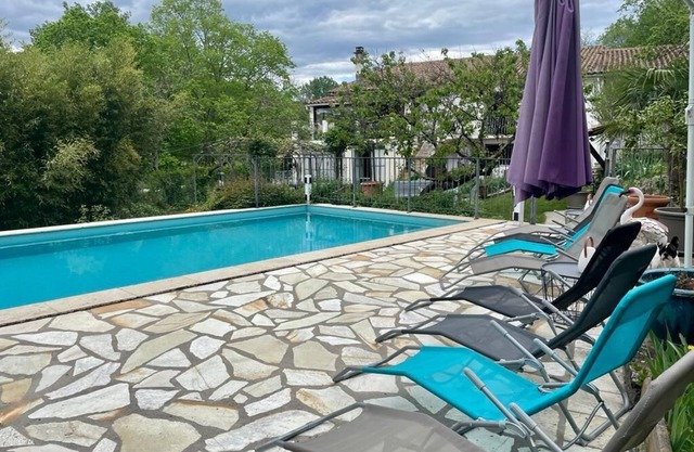 Beautiful apartment near Anduze, with swimming pool and terrace, pet-friendly