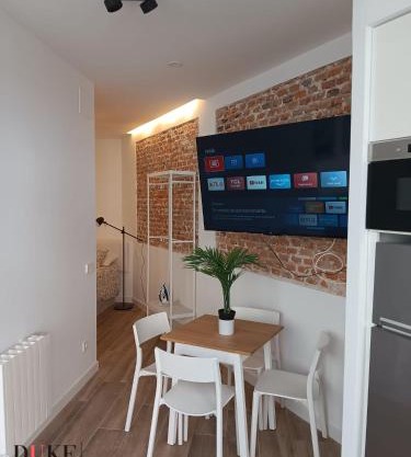 Francos Rodriguez2 Apartments