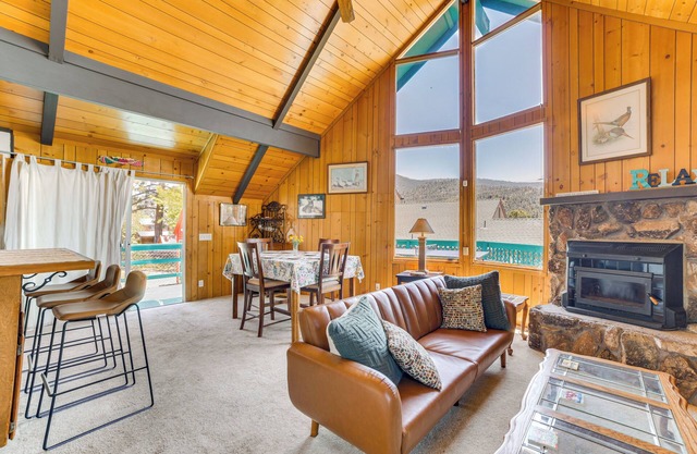 Frazier Park Cabin w/Ping-Pong Table, Near Trails