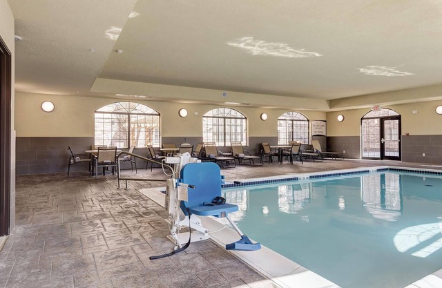 Free Breakfast + Shared Pool, Gym, and BBQ Area | Perfect Family Vacation!