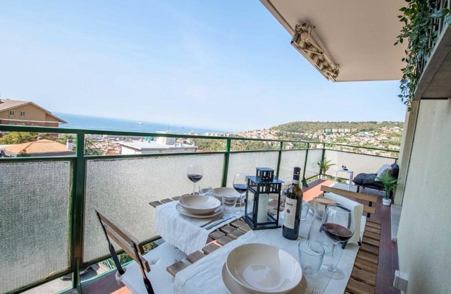 FREE PARKING - 8 posti letto e Terrazzo vista mare