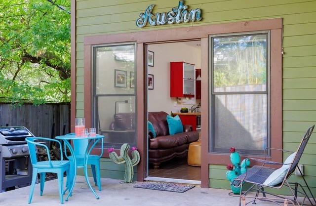 Free Parking, Travis Heights - Merlin - Portoro