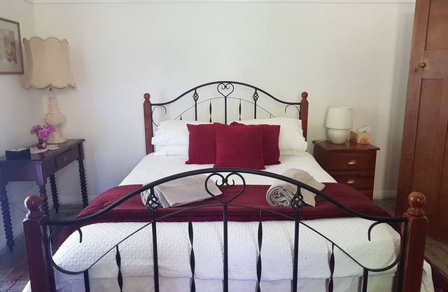 Freida Historic Farmhouse Bellingen - Sharing country bliss together