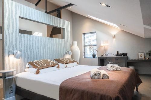 Fresh Modern Suite, Close To City Hotspots