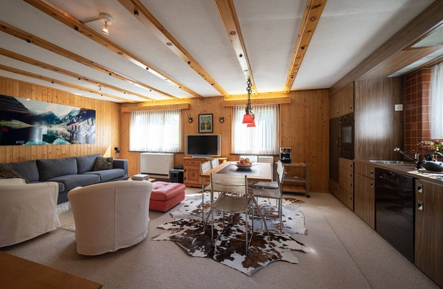 Frühweid 4-room holiday apartment next to the mountain railways