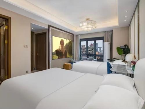 Fsmile Viessmann City Resort Suites