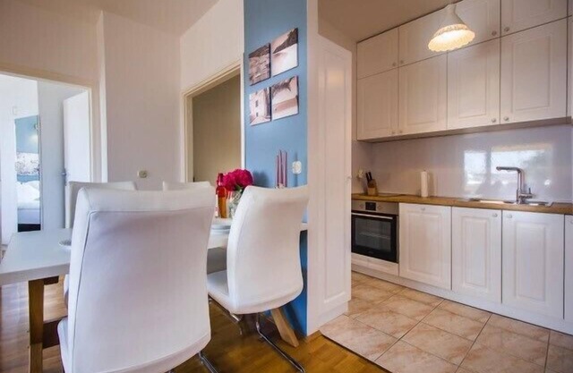 Fully equiped one bedroom apartment for two, wifi, dishwasher, washing machine.